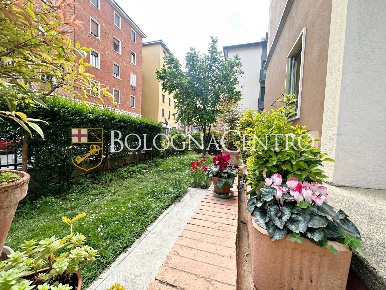 Foto Appartamento in Via Delle Fragole, Bologna Murri di 60 m² con 2 locali