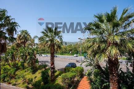 Foto Appartamento in VIALE DELL'UNITà D'ITALIA E DELLE REGIONI 21, di 71 m²