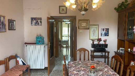 Foto Appartamento in Viale della Libertà 5, Apice di 78 m² con 5 locali