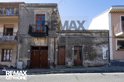 Foto Casa indipendente in Via Umberto I 17-19-21, San Pietro Clarenza