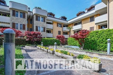 Foto Appartamento in Via Benvenuto Cellini 31, Treviglio di 180 m²