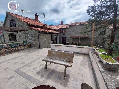 Foto Rustico in località La Castellina 20, San Godenzo di 250 m² in vendita