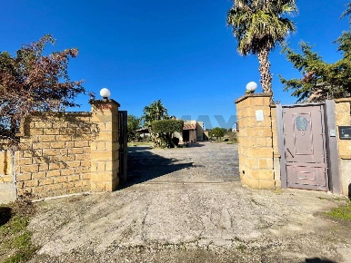 Foto Villa unifamiliare in via Mimosa Azalea snc, Terrasini di 120 m²