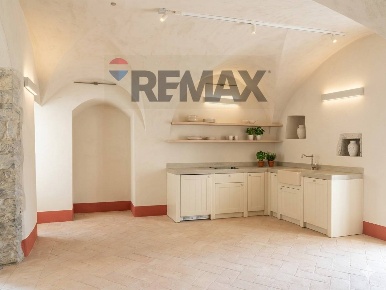 Foto Appartamento a Riva di Solto Centro di 80 m² con 2 locali in vendita