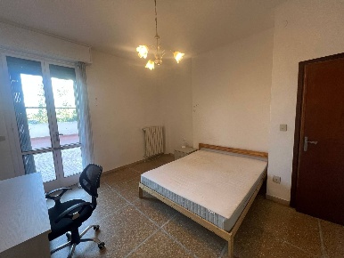 Foto Stanza in Via Di Pratale 1, Pisa Pratale di 90 m² con 4 locali