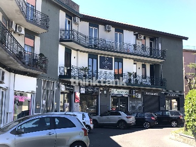 Foto Appartamento in Piazza Dante Alighieri 6, Mascalucia Centro di 155 m²