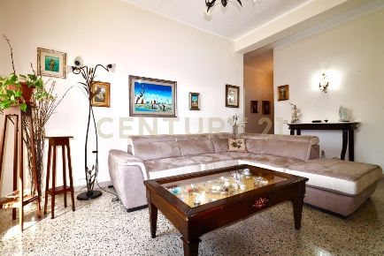 Foto Appartamento in Largo Bisacquino 3, Palermo Borgo Nuovo - Castellana