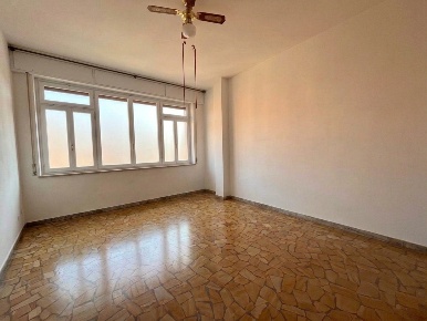 Foto Appartamento in Via Giacomo Matteotti, Bologna Bolognina di 89 m²
