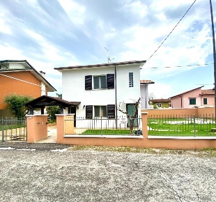 Foto Villa singola in Via Grazia Deledda 5, Gatteo Gatteo Sant'Angelo