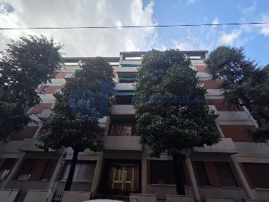 Foto Appartamento a Bologna Saragozza fuori Porta di 105 m² con 4 locali