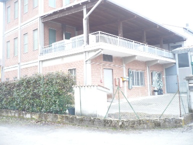 Foto Capannone industriale in via circonvallazione 33, Medesano di 1000 m²