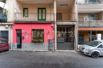 Foto Appartamento in Via dei Sanguinelli 18, Catania Librino - Zia Lisa