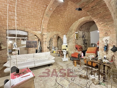 Foto Magazzino in Piazza del Plebiscito, Guardistallo di 175 m² in vendita