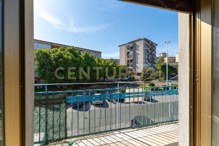 Foto Appartamento in Piazza Mercato 7, Catania Monte Po di 92 m² in vendita