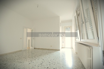 Foto Appartamento in Via della Scuola, Perugia di 140 m² con 6 locali
