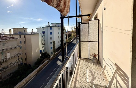Foto Appartamento in Via Aurelia Ponente, Taggia Centro di 75 m² in vendita