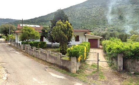 Foto Villa unifamiliare in Via Cesalunga 25, Terracina di 145 m² in vendita