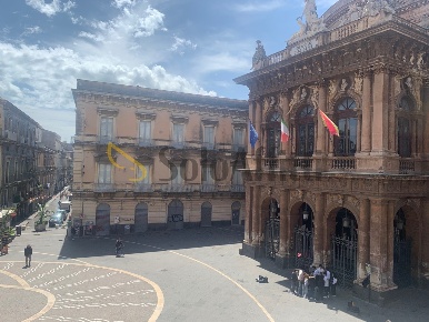 Foto Appartamento in Piazza Vincenzo Bellini 13, Catania Centro di 60 m²