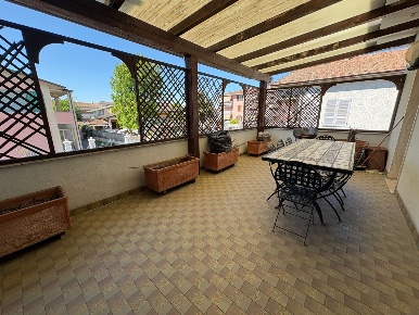 Foto Appartamento a Castel San Giovanni Centro di 193 m² con 5 locali