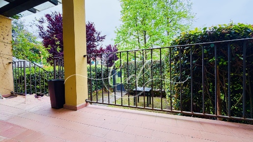 Foto Villa a schiera a Pietrasanta di 100 m² con 6 locali in vendita