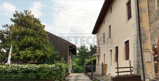 Foto Case semi ndipendenti in Via Costa 17, Brogliano Centro di 143 m²