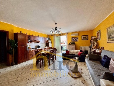 Foto Appartamento in via Don Luigi Sturzo 96, Montesilvano Centro di 77 m²