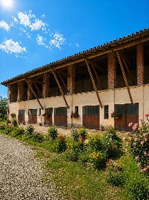 Foto Rustico in via Lecco, Gessate Centro di 150 m² con 4 locali in vendita