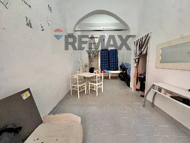 Foto Locale commerciale in via vittorio emanuele 17, Giardini-Naxos Centro