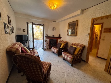 Foto Appartamento in Via Tetti, Roburent San Giacomo di 62 m² con 3 locali