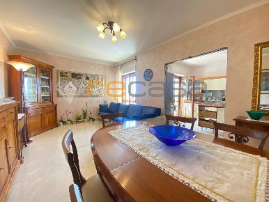 Foto Appartamento in Via Sereni 1, Bellizzi Bivio Pratole di 145 m²
