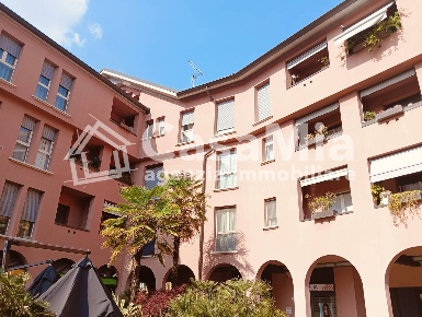 Foto Appartamento in Via Sant'Ambrogio 28, Legnano di 100 m² con 3 locali