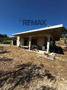 Foto Casa indipendente a Città Sant'Angelo di 118 m² con 4 locali