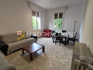 Foto Appartamento in Via Laura Bassi Veratti, Bologna Murri di 137 m²