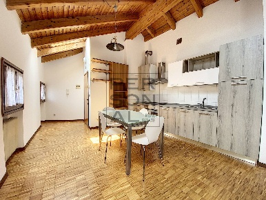Foto Appartamento in VIA VERDI, Trento Semicentro di 65 m² con 3 locali