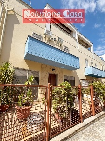 Foto Villa unifamiliare in via piano san giovanni, Canosa di Puglia Centro