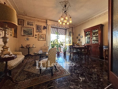 Foto Appartamento in via chianesi, Viareggio di 129 m² con 6 locali