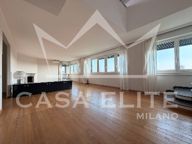 Foto Attico in Melzi D'Eril 26, Milano Paolo Sarpi di 258 m² con 6 locali