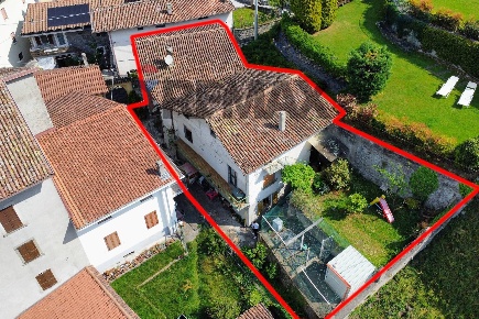 Foto Casa indipendente a Artogne Centro di 263 m² con 5 locali in vendita