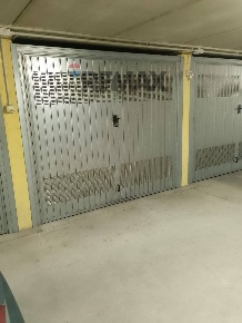 Foto Posti auto a Calusco d'Adda di 19 m² con 1 locali in vendita
