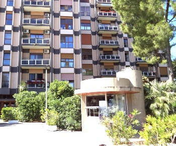 Foto Appartamento in VIA DELLE MURGE, Bari Santa Caterina di 220 m²