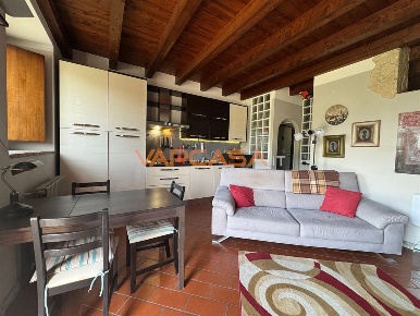 Foto Appartamento in via colloeni, Cavernago Centro di 48 m² con 2 locali