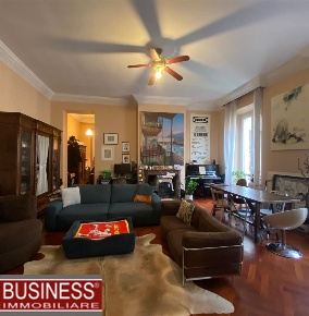 Foto Appartamento in Via Alserio, Milano Farini di 90 m² con 4 locali