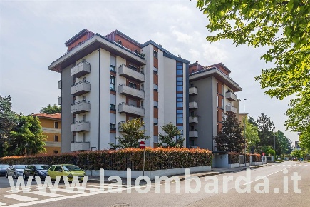 Foto Appartamento in via Carlo Meda, Monza Triante di 70 m² con 2 locali
