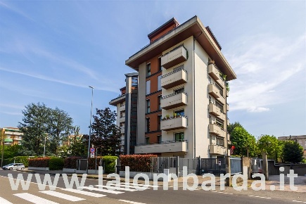 Foto Appartamento in via Carlo Meda, Monza Triante di 70 m² con 2 locali