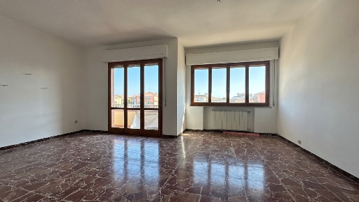 Foto Appartamento a Ponsacco Centro di 120 m² con 5 locali in vendita