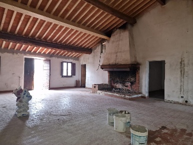 Foto Casale a Fauglia Valtriano di 340 m² con 5 locali in vendita