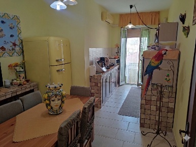 Foto Appartamento a Carrara Marina di Carrara di 100 m² con 4 locali