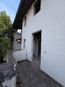 Foto Case semi ndipendenti a Lucca San Vito di 180 m² con 5 locali