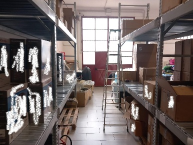 Foto Capannone industriale a Vicopisano Centro di 175 m² con 2 locali