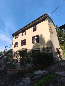 Foto Villa unifamiliare a Massarosa Pieve a Elici, Montigiano, Gualdo